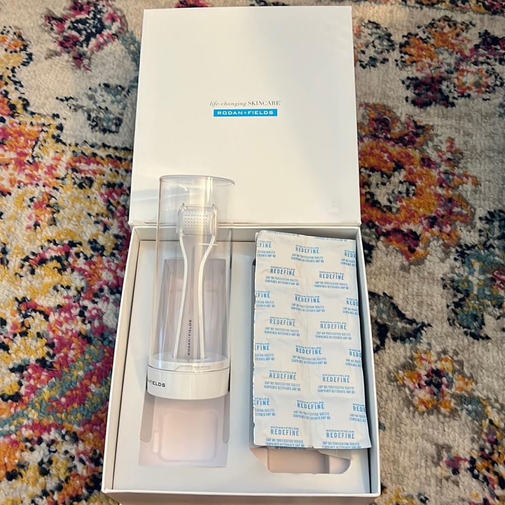 Rodan + Fields Redefine AMP Derma Roller